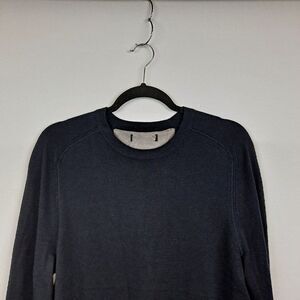 Banana Republic Mens pullover sweater NWOT